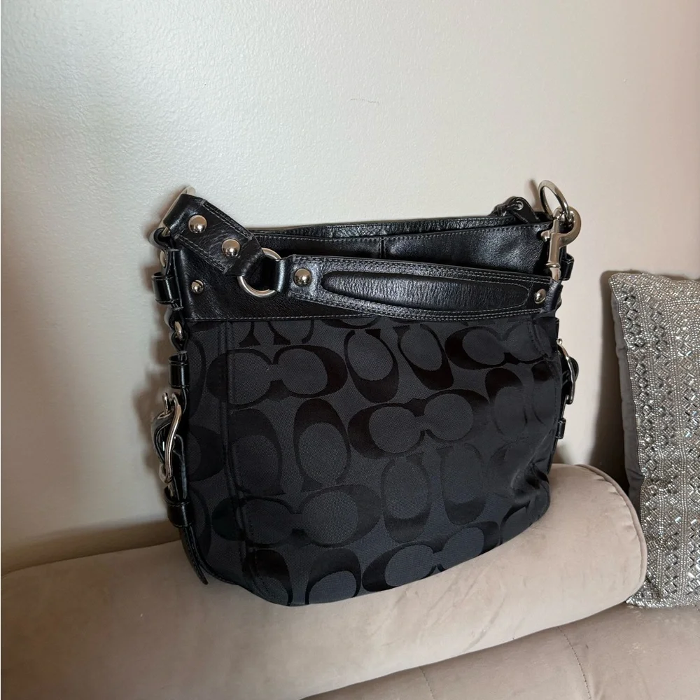 Coach Black Signature Shoulder Bag with Leather Trim - Picture 3 of 11
